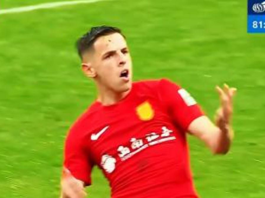 博鱼体育-肯帕努：龙兴足球场很棒，就像欧冠和欧联杯那种大型球场一样